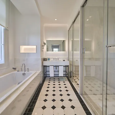 Les At The Cliff Bay - Portobay