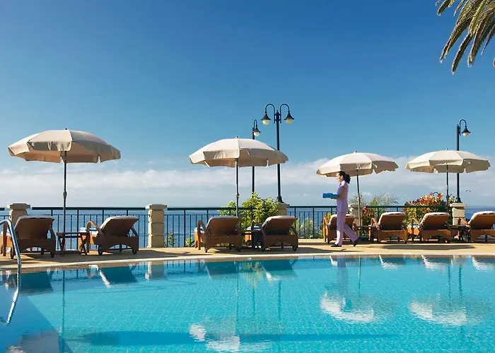 Les At The Cliff Bay - Portobay