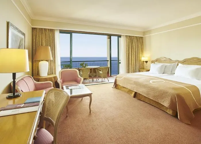 Les At The Cliff Bay - Portobay Hotel