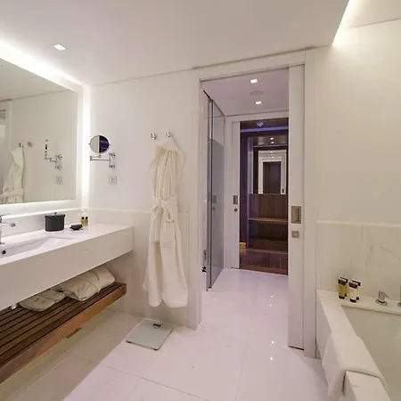 Hotel Les At The Cliff Bay - Portobay