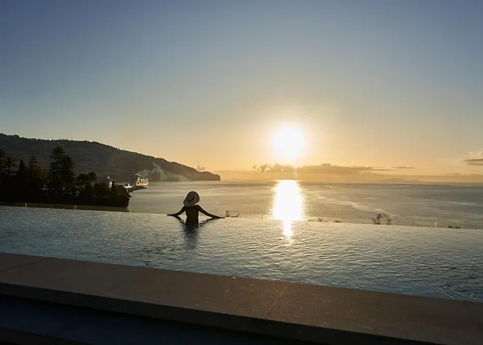 酒店 Les At The Cliff Bay - Portobay 5*