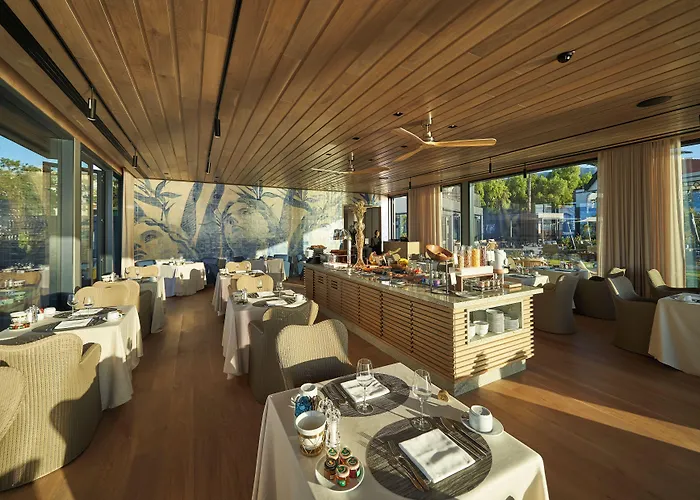 Otel Les At The Cliff Bay - Portobay 5*